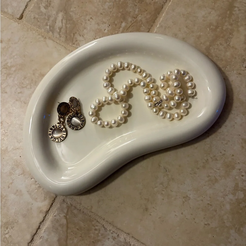 Levaway Ceramic Jewelry Vanity Bathroom Tray White Kidney Bean Shaped New